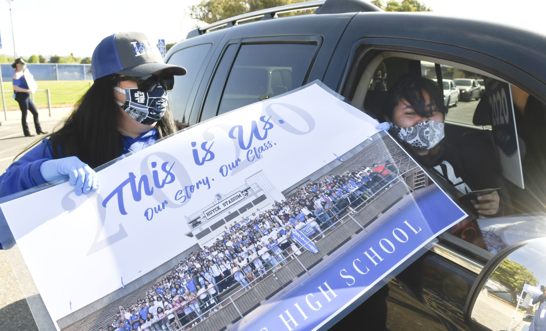 050120 Lompoc class 2020 honored 13.jpg